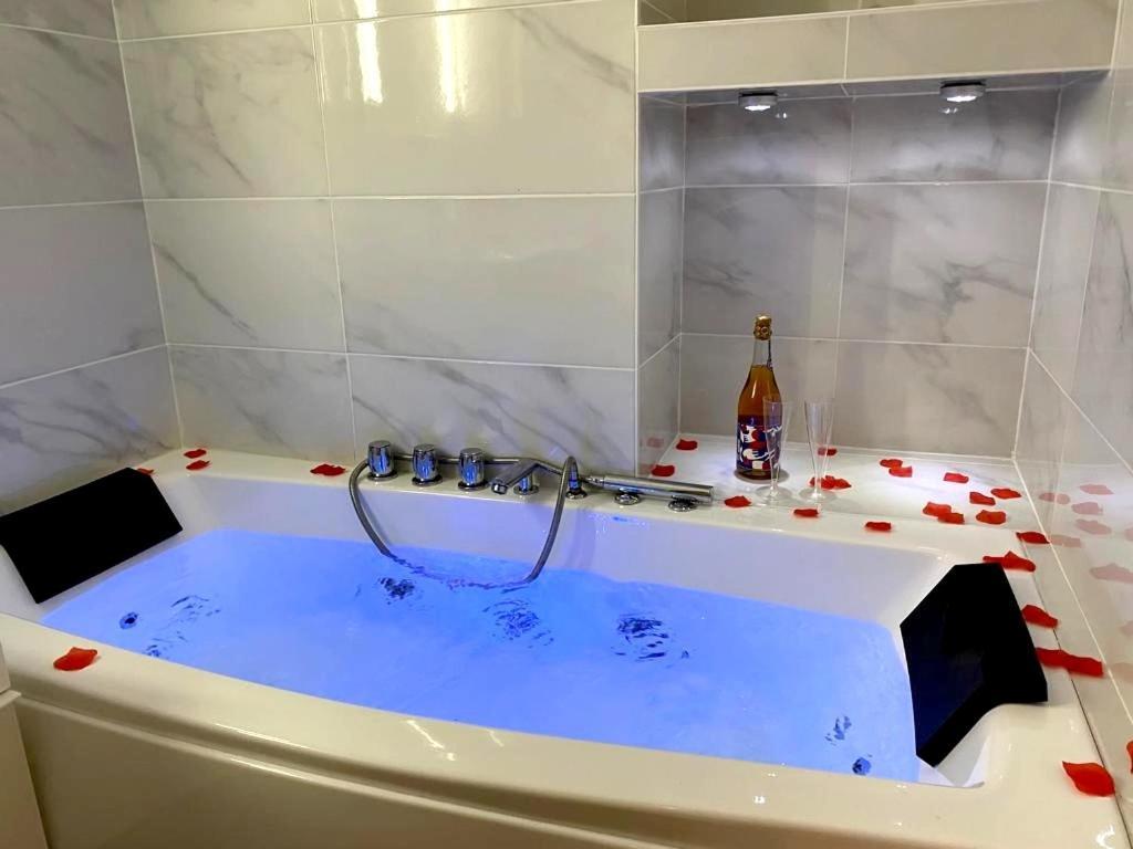 Le Rex - Bel Appt Avec Sauna Nantes Buitenkant foto